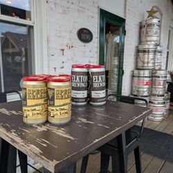 Elkton Brewing Company - Crowlers, let's gooooo!