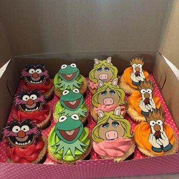 Smallcakes Ahwatukee - Cupcakes Near Me - Phoenix, Arizona