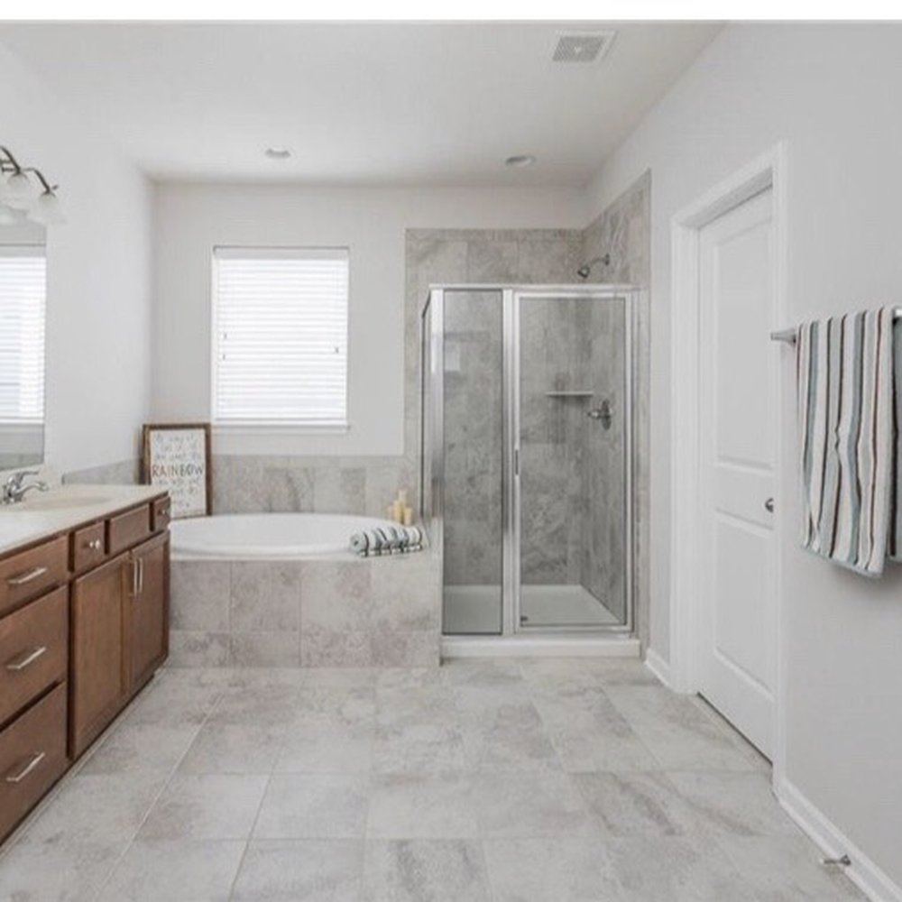 Construction Services of Indianapolis - Bathroom Before Picture - General Contractors Near Me - Indianapolis, Indiana Construction Services of Indianapolis - Bathroom Before Picture - General Contractors Near Me - Indianapolis, Indiana