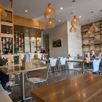Lotus & Light - Inside - Vietnamese Near Me - Burbank, California