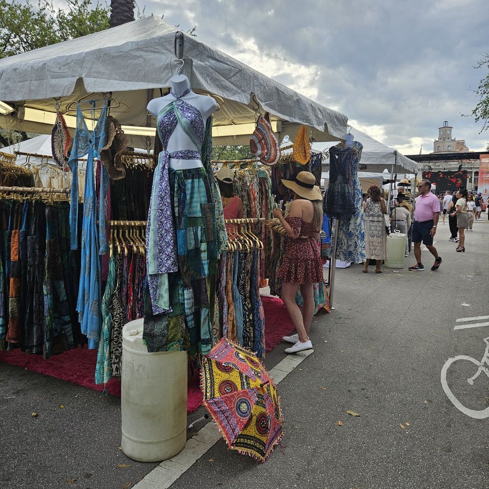Carnaval On The Mile - Pretty dresses - Festivals Near Me - Coral Gables, Florida Carnaval On The Mile - Pretty dresses - Festivals Near Me - Coral Gables, Florida