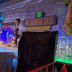 Wonderland - From what I'm told this holds their show space....hopefully next time I'll get to see some awesome live music.