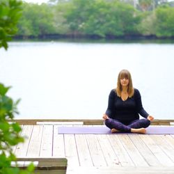 Jennifer Leupp, LCSW - EMDR Therapy - I love using Mindfulness to help my clients feel more calm and balanced!