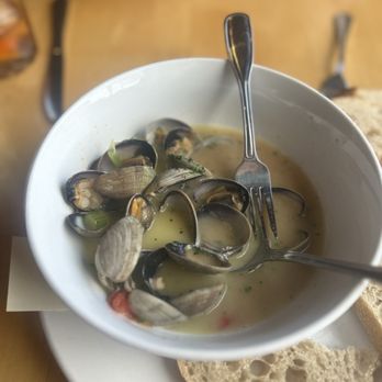Watershed Cafe - Clams - New American Near Me - Leavenworth, Washington