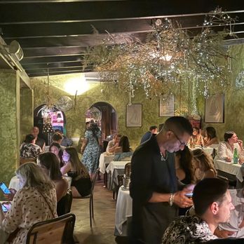 La Brasa - The ambiance - Mediterranean Near Me - Ibiza, PM