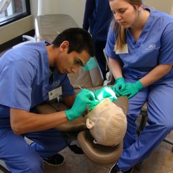 Dental Careers Institute - The latest teaching aids are used in our clinical instruction