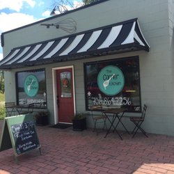 The Corner Kitchen - 270 East Main Street
