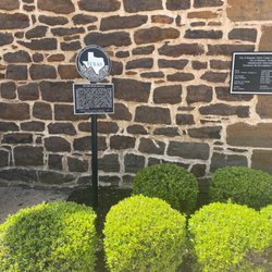 Roanoke Visitor Center and Museum - Outside of the museum