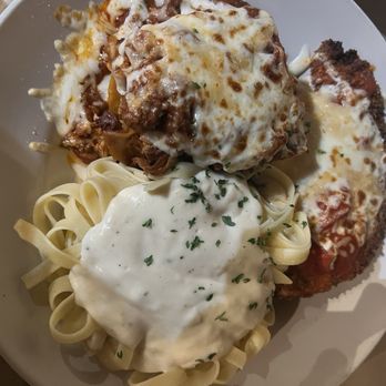 Auntie Pasta's - Colizzi's Combo - Italian Near Me - Nacogdoches, Texas Auntie Pasta's - Colizzi's Combo - Italian Near Me - Nacogdoches, Texas