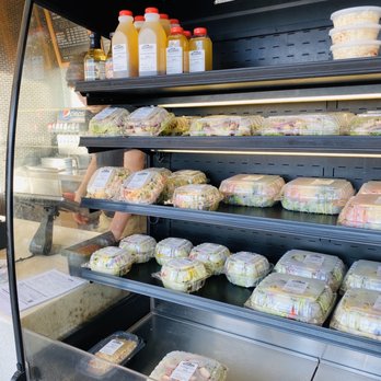 GUS’S CARRY OUT OF HARTLAND - Updated December 2024 - 33 Reviews