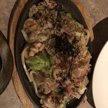 Ajito - Chicken Yaki Udon, I like the cabbage / black seaweed? - Japanese Near Me - Cupertino, California Ajito - Chicken Yaki Udon, I like the cabbage / black seaweed? - Japanese Near Me - Cupertino, California