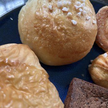 Raphael’s Bakery - The sugar brioche was mind blowingly good! I could eat this all day! Soooo amazing--great flavor, soft, pillowy! - Bakeries Near Me - Greenwich, Connecticut