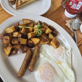 Savanna Restaurant - Pancakes Near Me - Chicago, Illinois Savanna Restaurant - Pancakes Near Me - Chicago, Illinois