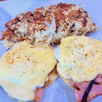 The Nook - Eggs Benedict with hash (5/03/2026) - Breakfast & Brunch Near Me - Los Angeles, California The Nook - Eggs Benedict with hash (5/03/2026) - Breakfast & Brunch Near Me - Los Angeles, California