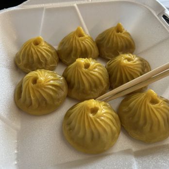 Dumpling King - Beef soup Shanghai Style Soup Steamed Dumplings - Chinese Near Me - North Miami Beach, Florida