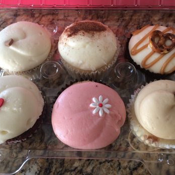 Lancaster Cupcake - Six different cupcakes to try - Cupcakes Near Me - Lancaster, Pennsylvania Lancaster Cupcake - Six different cupcakes to try - Cupcakes Near Me - Lancaster, Pennsylvania
