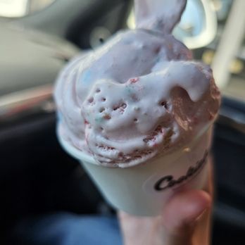 Cookiebar Scoop Shop - Cookies 'n Cream and Circus Animal Cookies - Desserts Near Me - Alameda, California Cookiebar Scoop Shop - Cookies 'n Cream and Circus Animal Cookies - Desserts Near Me - Alameda, California