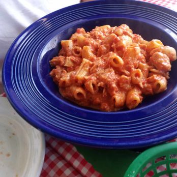 Garduno's Ristorante - Rosa sauce with Fusilli pasta and chicken - Italian Near Me - Costa Mesa, California Garduno's Ristorante - Rosa sauce with Fusilli pasta and chicken - Italian Near Me - Costa Mesa, California