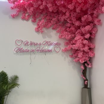 Bijou - Desserts Near Me - Houston, Texas