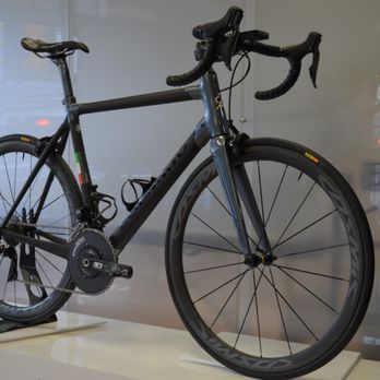 Apex Velo - Colnago C60 with Shimano Dura Ace 9150 Di2, SRM Power Meter and PC8, Mavic Cosmic Wheels and Enve Cockpit - Bike Repair/Maintenance Near Me - Newton, Massachusetts