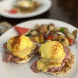 Carmel’s Hidden Gem - Benedict. Outstanding hollandaise.