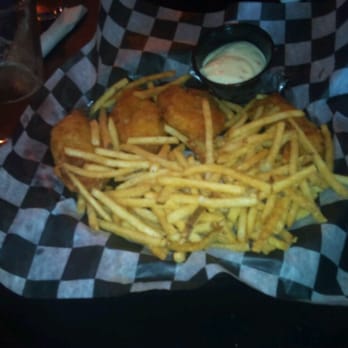 Louie's Grill and Bar - Delicious fish and chips - American Near Me - Norman, Oklahoma