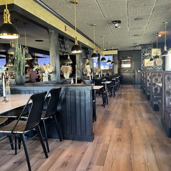 Oak & Ember - Halal Near Me - Ontario, California Oak & Ember - Halal Near Me - Ontario, California