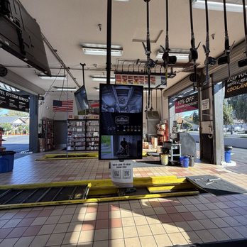 Oil Changers - Oil changers. - Oil Change Stations Near Me - Hayward, California