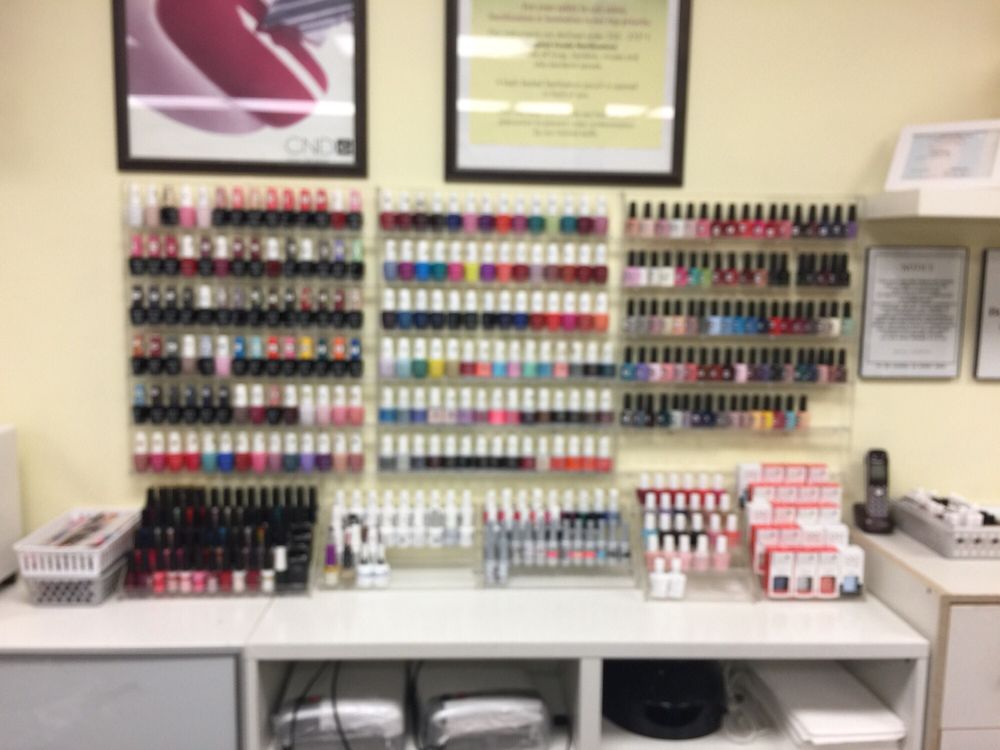 Princess Nails Logo