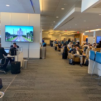 Delta Sky Club - Main cabin - Airport Lounges Near Me - East Elmhurst, New York Delta Sky Club - Main cabin - Airport Lounges Near Me - East Elmhurst, New York