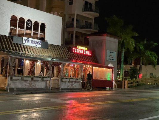 Luigis Tuscan Grill by null