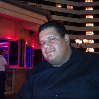 Peppermill Reno - hella fun night, chillin in the outdoors area of the club - Casinos Near Me - Reno, Nevada