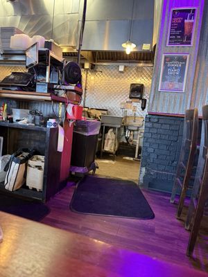 John King Grill & Dueling Piano Bar by null