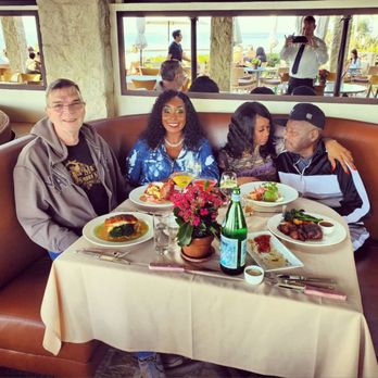 Geoffrey's Malibu - Seafood Near Me - Malibu, California