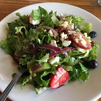Jonah's Fish & Grits - Harvest salad - Seafood Near Me - Thomasville, Georgia