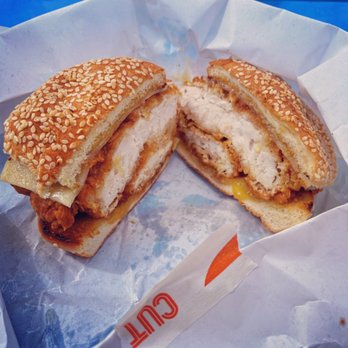 Cutty's - Friend Chicken Sandwich - Sandwiches Near Me - Brookline, Massachusetts