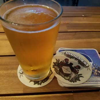 East End Hardware - karbach beer delicious - Bars Near Me - Houston, Texas East End Hardware - karbach beer delicious - Bars Near Me - Houston, Texas