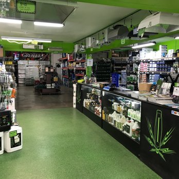 Spectrum Hydro - Entrance and front counter has everything you can see! - Hydroponics Near Me - Santa Fe Springs, California Spectrum Hydro - Entrance and front counter has everything you can see! - Hydroponics Near Me - Santa Fe Springs, California