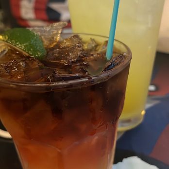 Honolulu Tavern - Dive Bars Near Me - Honolulu, Hawaii Honolulu Tavern - Dive Bars Near Me - Honolulu, Hawaii