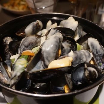 Poules Moules - Belgian Near Me - Bruges, VWV Poules Moules - Belgian Near Me - Bruges, VWV