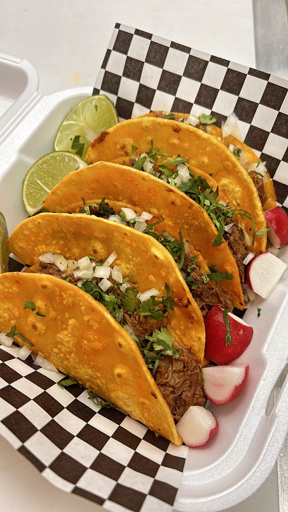 Ponchos Taqueria