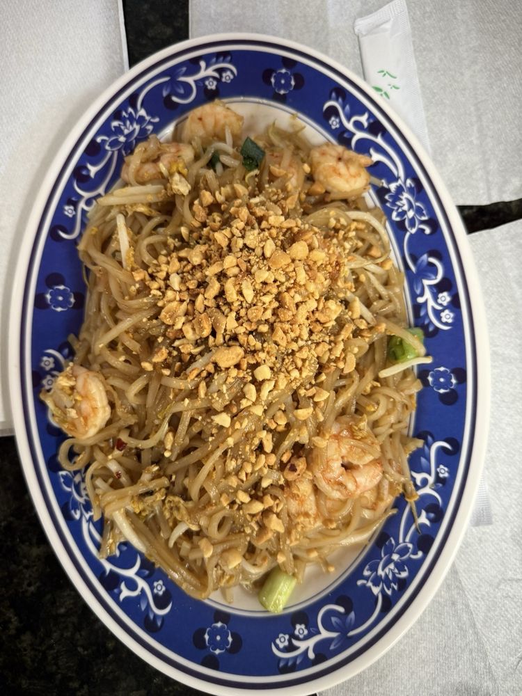 Food from Bangkok Thai and Pho 911