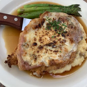 Star Diner - Southern Fried Chicken Saltimbocca - New American Near Me - Marshall, North Carolina Star Diner - Southern Fried Chicken Saltimbocca - New American Near Me - Marshall, North Carolina