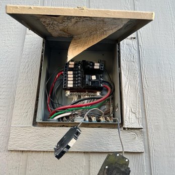 Electrical Service by Mr Kool - Electricians Near Me - Corona, California