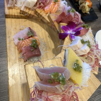 Kakuna Sushi - Sashimi Deluxe - Sushi Bars Near Me - Milpitas, California Kakuna Sushi - Sashimi Deluxe - Sushi Bars Near Me - Milpitas, California