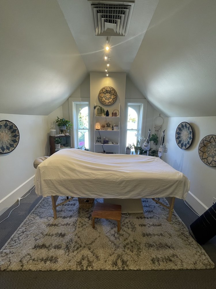 THREE SISTERS HOLISTIC HEALTH 1557 N Ogden St, Denver, Colorado