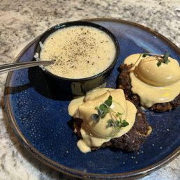 Crab Cake Benedict