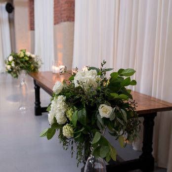 Flowers For Dreams - More altar decorations (FFD provided the candles as well!) - Florists Near Me - Chicago, Illinois