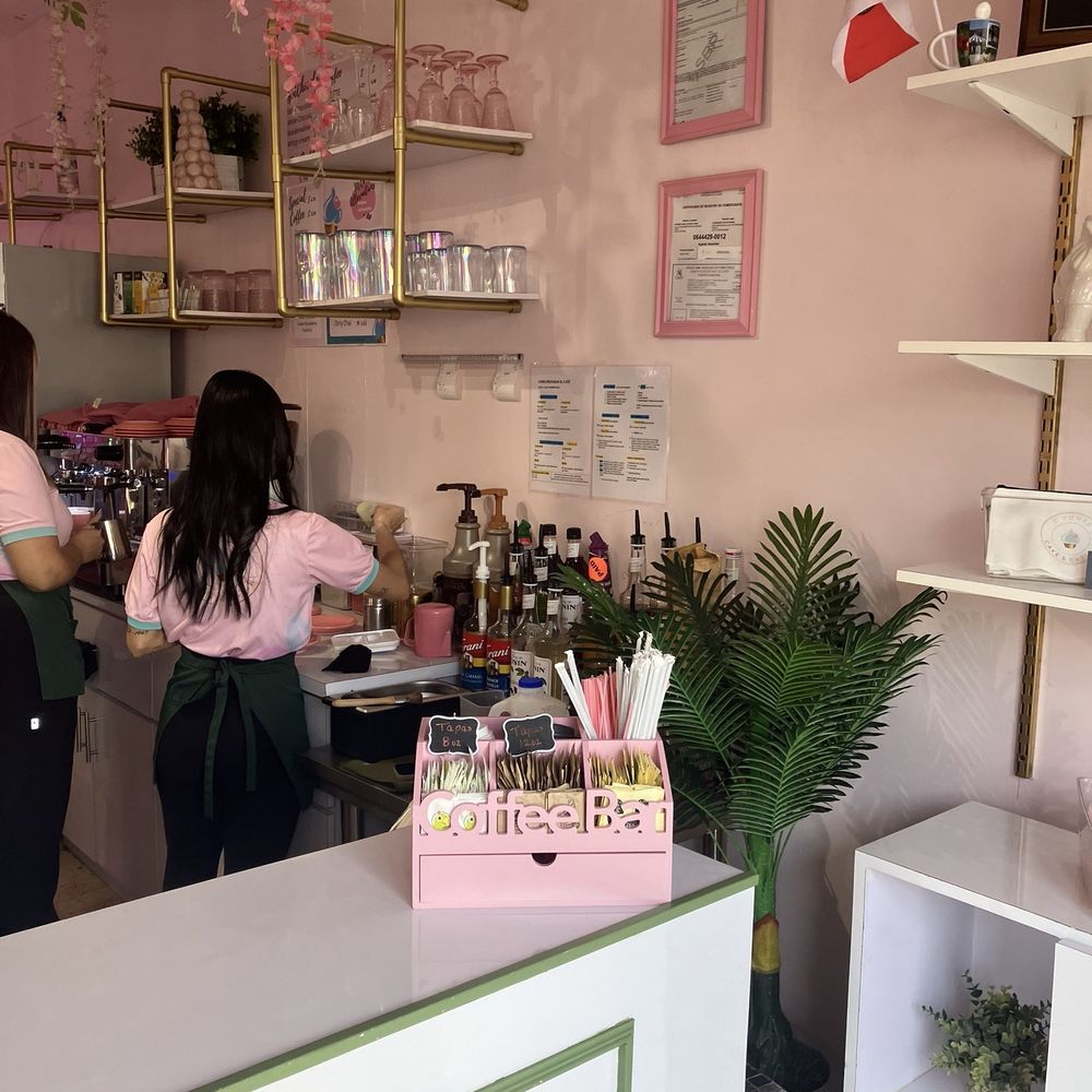 D'Ponke Cake & Eatery - Breakfast & Brunch Near Me - Cayey, Puerto Rico D'Ponke Cake & Eatery - Breakfast & Brunch Near Me - Cayey, Puerto Rico