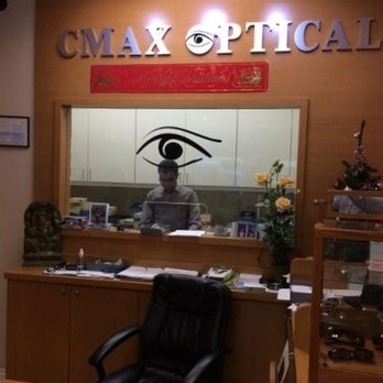 Cmax Optical - Photo - Optometrists Near Me - Brampton, Ontario